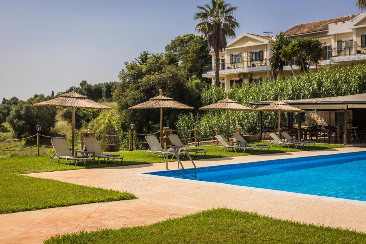 Theros Retreat Spartià Extérieur photo