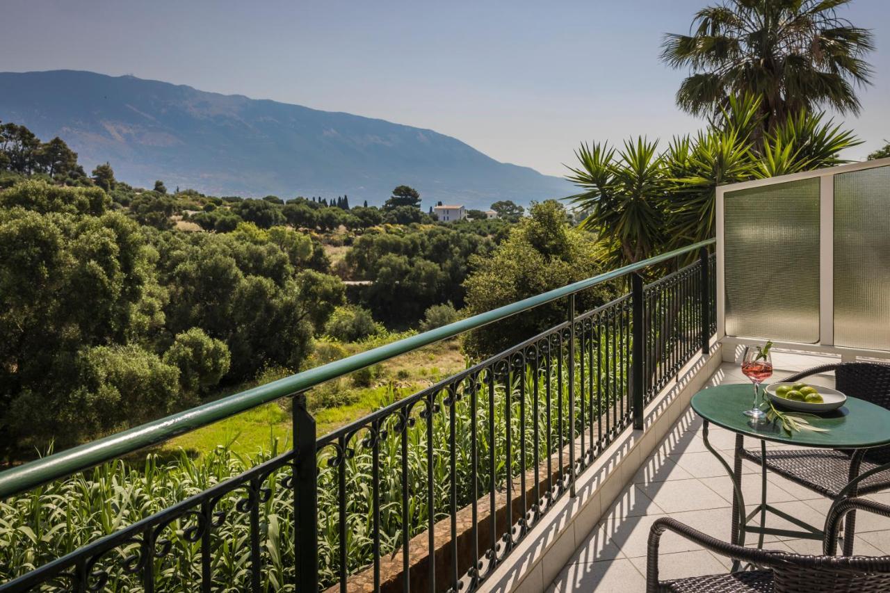 Theros Retreat Spartià Extérieur photo