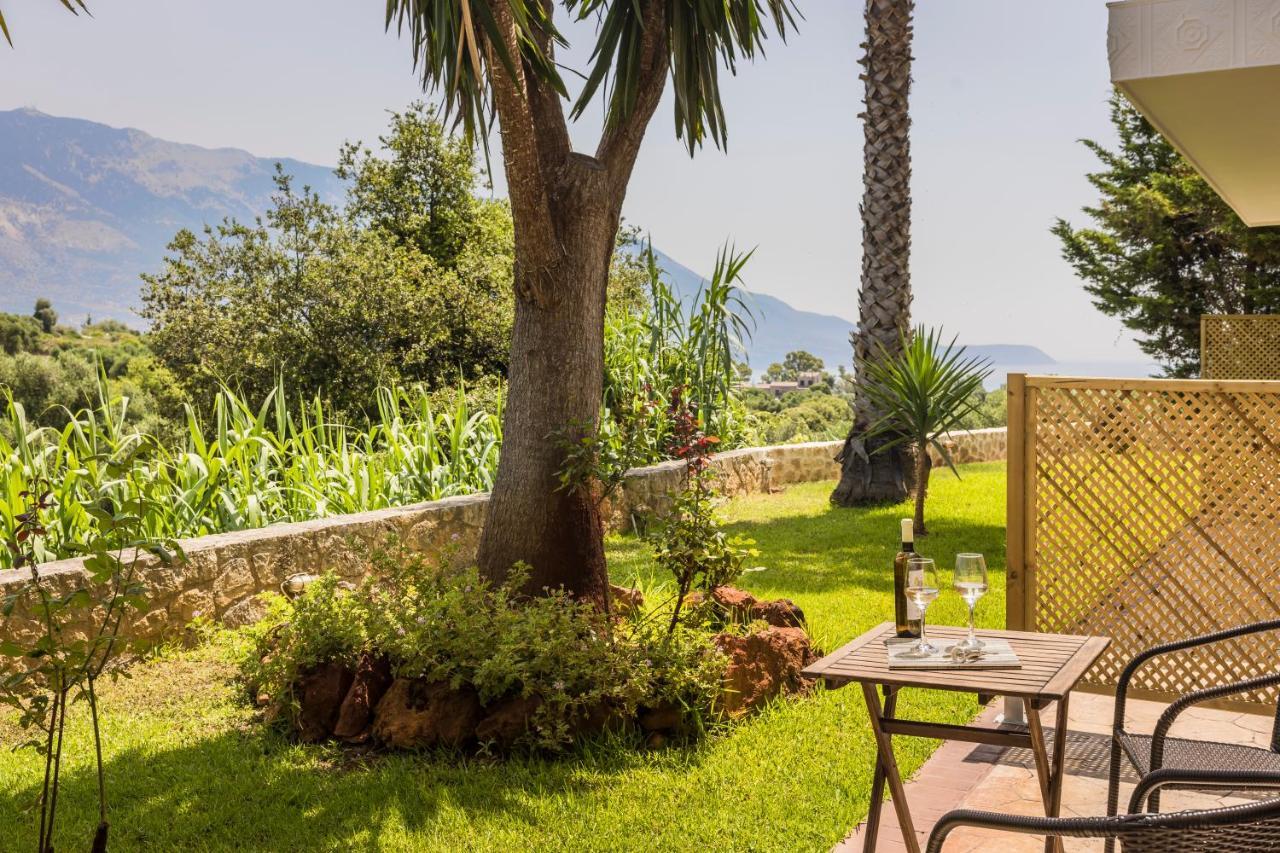 Theros Retreat Spartià Extérieur photo