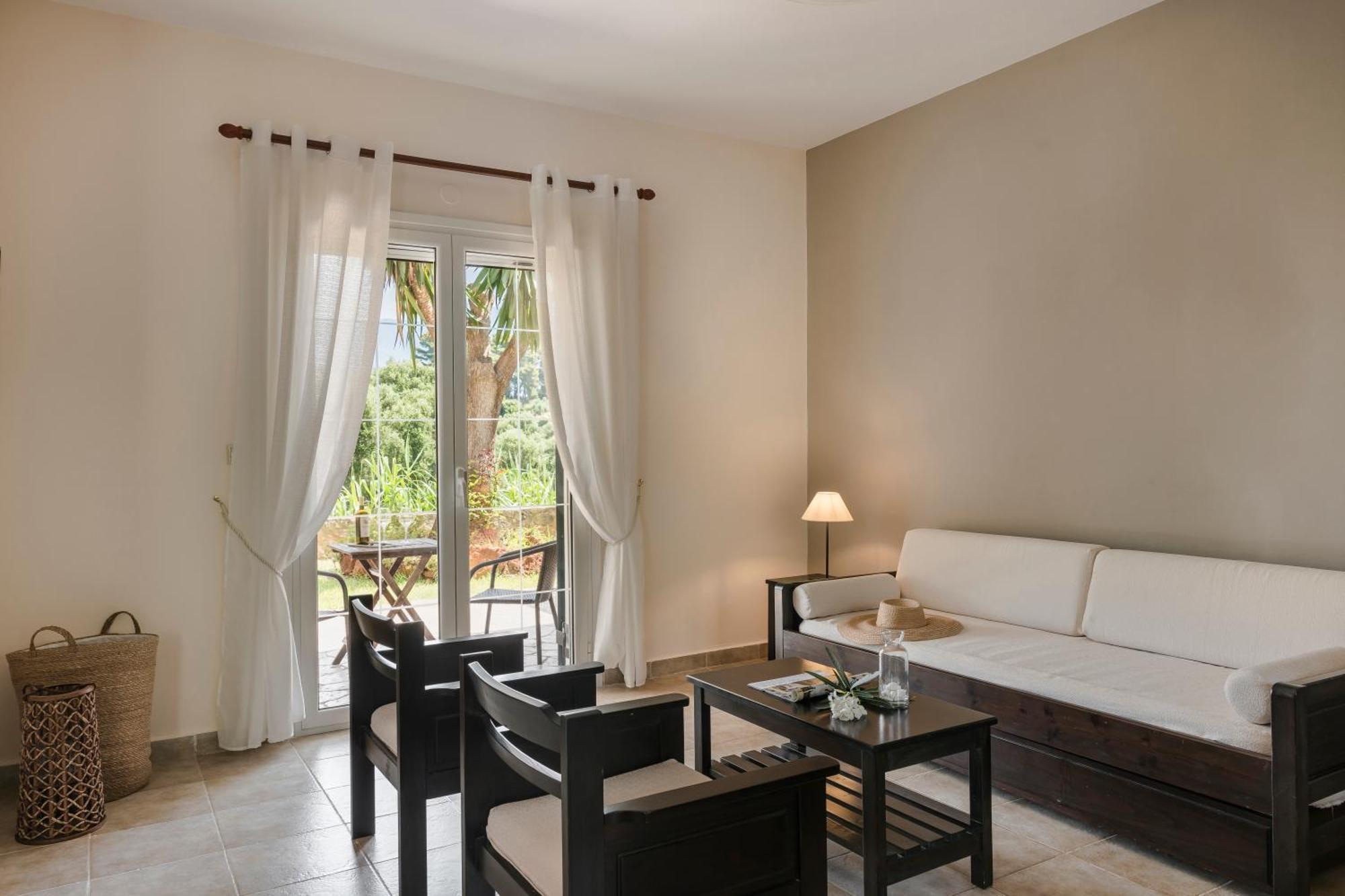 Theros Retreat Spartià Extérieur photo